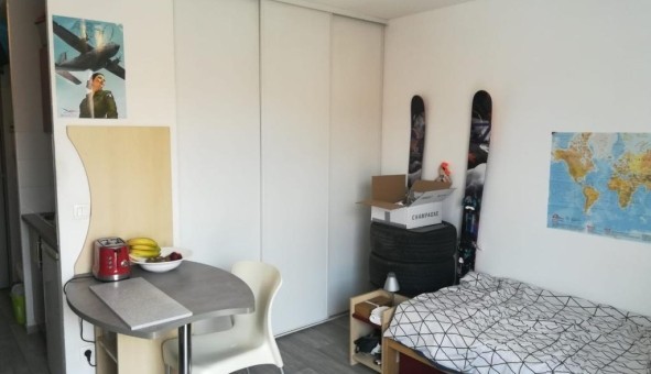 Logement tudiant Location Studio Vide Lille (59800)