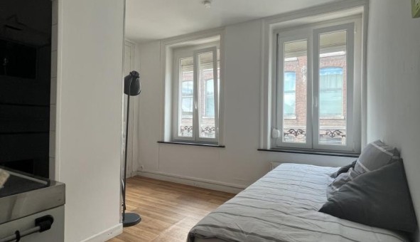 Logement tudiant Location Studio Vide Lille (59800)