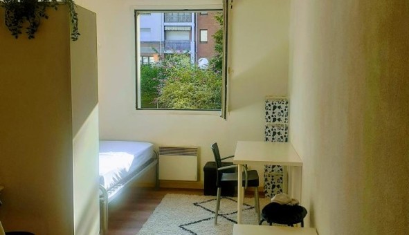 Logement tudiant Location Studio Vide Lille (59800)