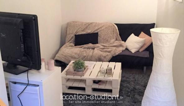 Logement tudiant Location Studio Vide Lille (59800)