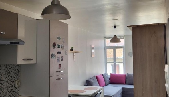 Logement tudiant Location Studio Vide Lille (59800)