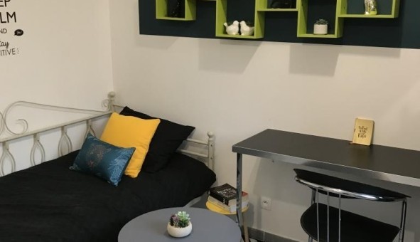 Logement tudiant Location Studio Vide Lille (59800)