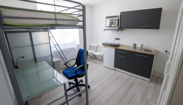 Logement tudiant Location Studio Vide Lille (59800)