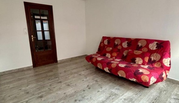 Logement tudiant Location Studio Vide Lille (59800)