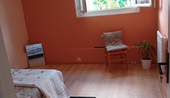 Logement �tudiant Studio &agrave; Limeil Br�vannes (94450)
