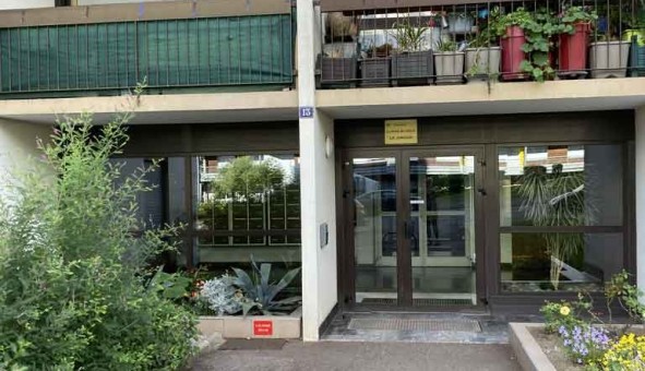 Logement tudiant Location Studio Vide Limoges (87280)