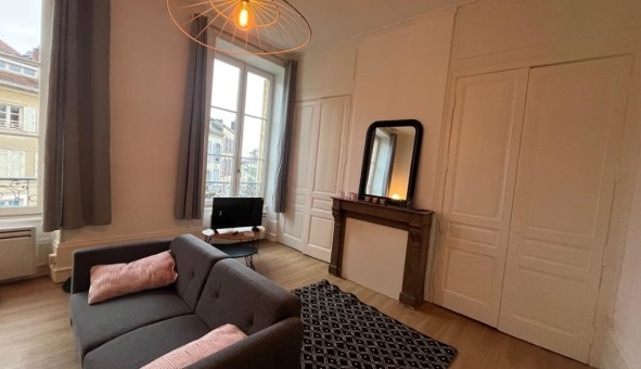 Logement tudiant Location Studio Vide Limoges (87280)