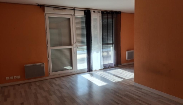 Logement tudiant Location Studio Vide Limoges (87280)