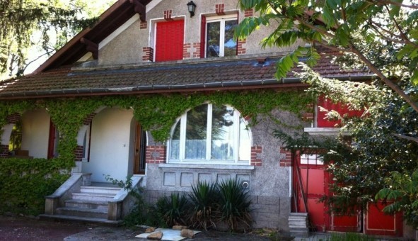 Logement tudiant Location Studio Vide Limonest (69760)
