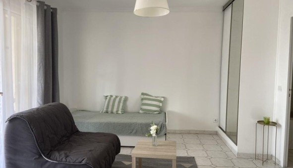 Logement �tudiant Studio &agrave; Livry Gargan (93190)
