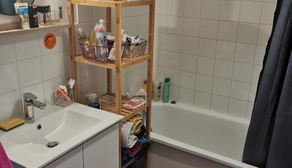 Logement tudiant Studio à Livry sur Seine (77000)