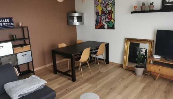 Logement tudiant Studio à Livry sur Seine (77000)