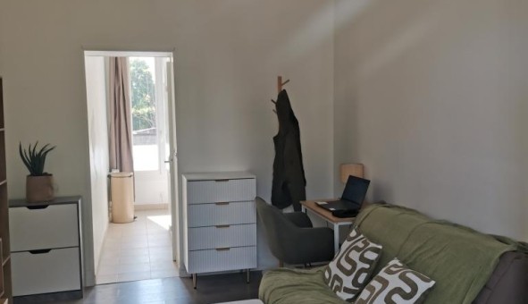 Logement tudiant Location Studio Vide Livry sur Seine (77000)