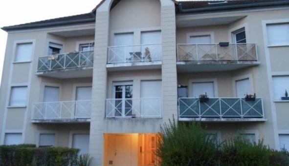 Logement tudiant Location Studio Vide Livry sur Seine (77000)