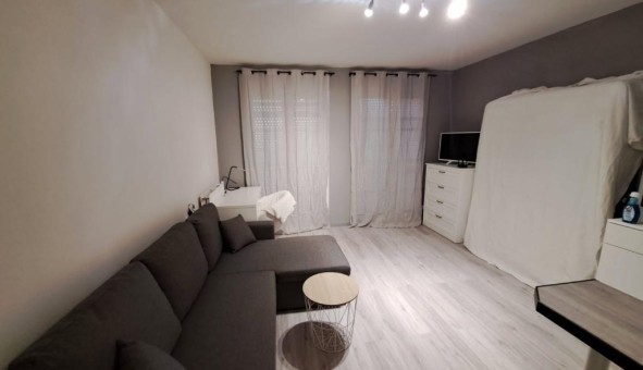 Logement tudiant Studio à Livry sur Seine (77000)