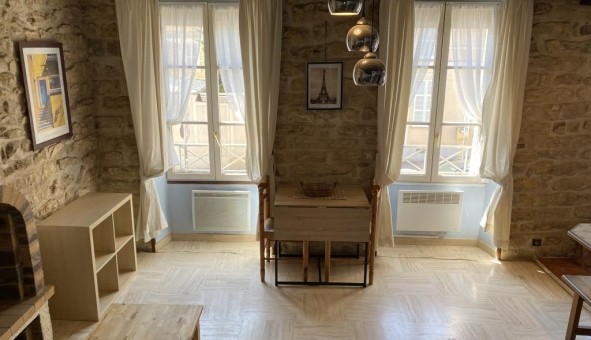 Logement tudiant Location Studio Vide Livry sur Seine (77000)