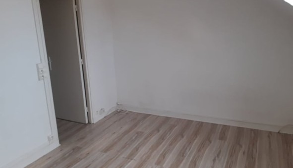 Logement tudiant Studio à Livry sur Seine (77000)