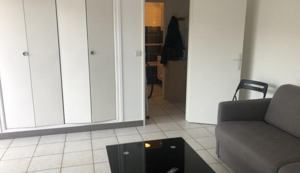 Logement tudiant Studio à Livry sur Seine (77000)