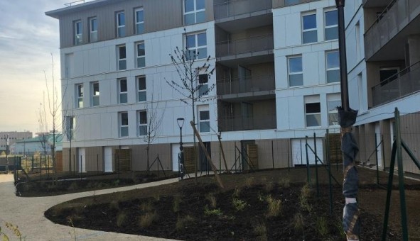 Logement �tudiant Location Studio Vide Livry sur Seine (77000)