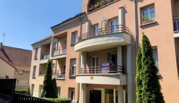 Logement �tudiant Location Studio Vide Livry sur Seine (77000)