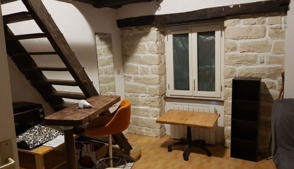 Logement �tudiant Studio &agrave; Livry sur Seine (77000)