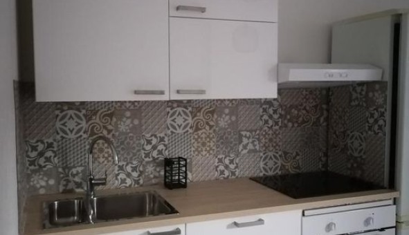 Logement �tudiant Studio &agrave; Livry sur Seine (77000)