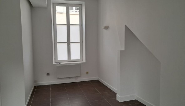 Logement �tudiant Studio &agrave; Longvilliers (78730)