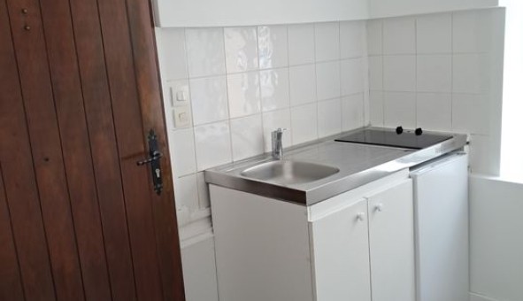 Logement �tudiant Studio &agrave; Longvilliers (78730)