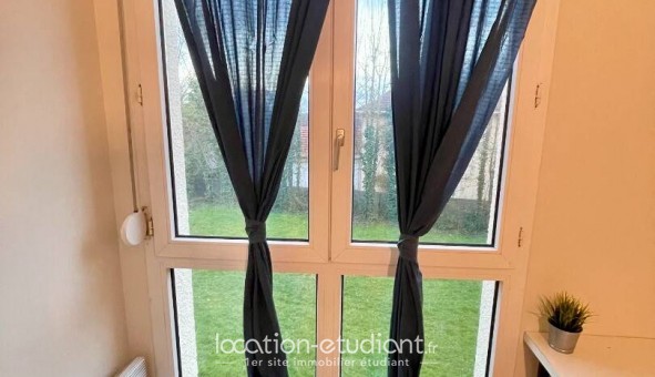 Logement tudiant Studio à Lons (64140)