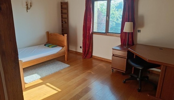 Logement �tudiant Studio &agrave; Louveciennes (78430)