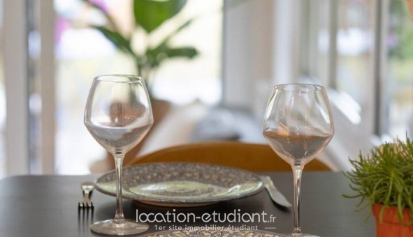 Logement �tudiant Studio &agrave; Louveciennes (78430)