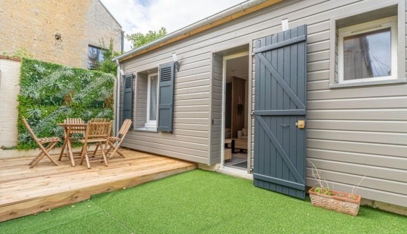 Logement tudiant Location Studio Vide Luc sur Mer (14530)