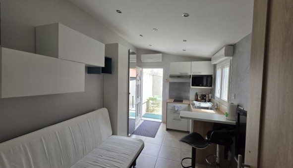 Logement tudiant Location Studio Vide Lunel (34400)