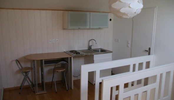 Logement tudiant Location Studio Vide Lyon 5me arrondissement (69005)