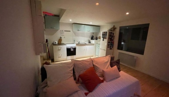 Logement tudiant Location Studio Vide Lyon 7me arrondissement (69007)