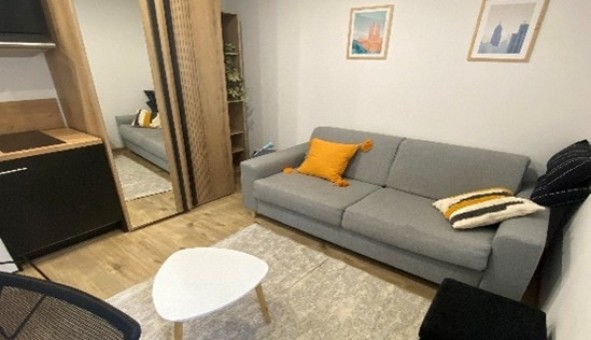 Logement tudiant Location Studio Vide Lyon 7me arrondissement (69007)