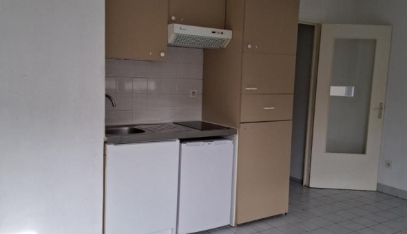 Logement tudiant Studio à Lyon 8me arrondissement (69008)