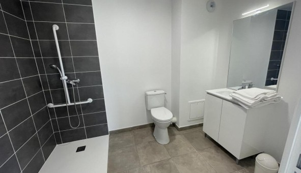 Logement tudiant Studio à Lyon 8me arrondissement (69008)
