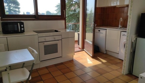 Logement tudiant Studio à Lyon 8me arrondissement (69008)