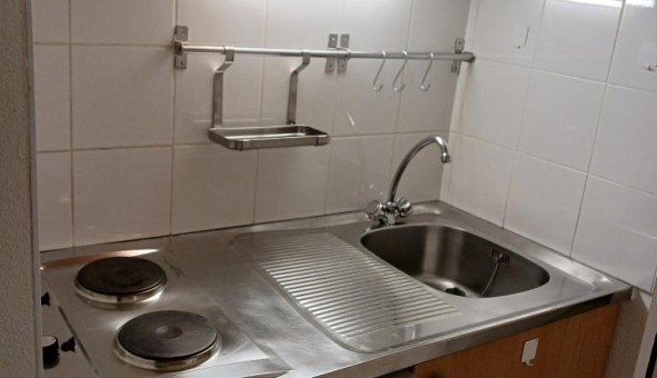 Logement �tudiant Studio &agrave; Lyon 8�me arrondissement (69008)