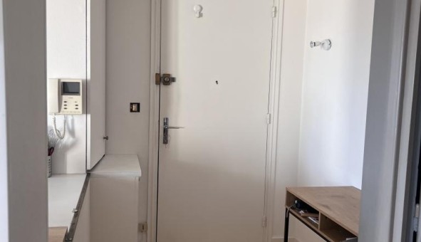 Logement �tudiant Studio &agrave; Lyon 8�me arrondissement (69008)