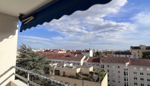 Logement �tudiant Studio &agrave; Lyon 8�me arrondissement (69008)