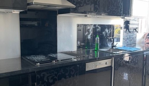 Logement �tudiant Studio &agrave; Lyon 8�me arrondissement (69008)