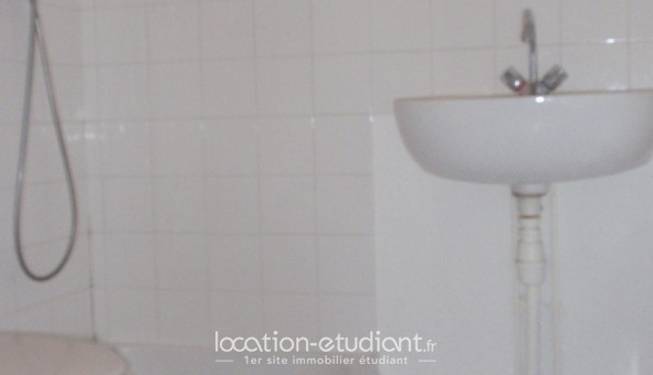 Logement �tudiant Studio &agrave; Lyon 8�me arrondissement (69008)