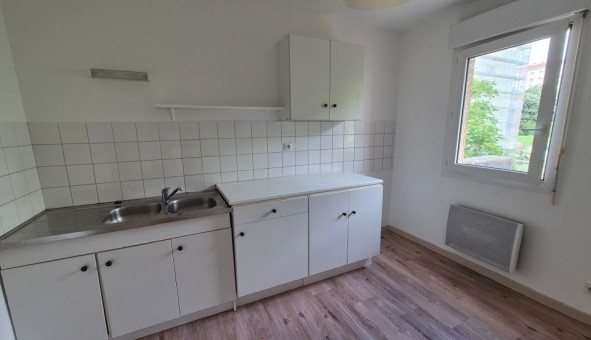 Logement �tudiant Location Studio Vide Lyon 8�me arrondissement (69008)