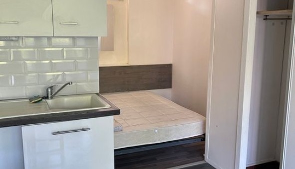 Logement �tudiant Studio &agrave; Lyon 8�me arrondissement (69008)