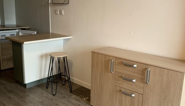 Logement tudiant Location Studio Vide Macey (10300)