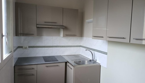 Logement tudiant Studio à Mcon (71000)