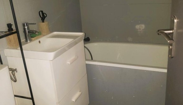 Logement tudiant Studio à Mcon (71000)
