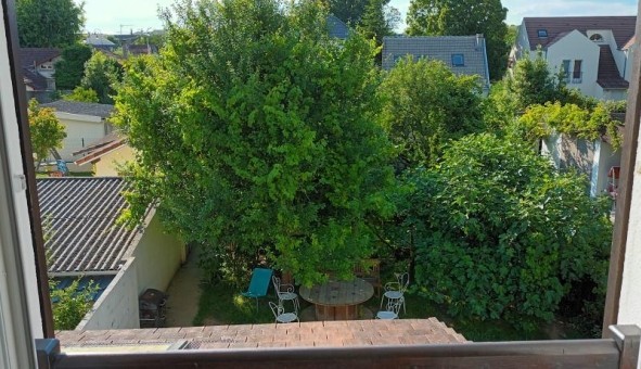 Logement tudiant Studio à Magny les Hameaux (78114)